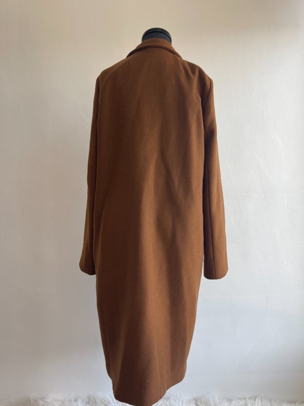 ARITZIA BABTON The Stedman Coat in the Color Cigar - Picture 5 of 5